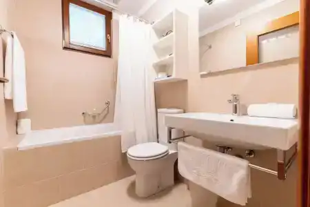 The Residence - 184