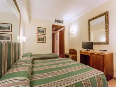 Raeli Archimede - 2