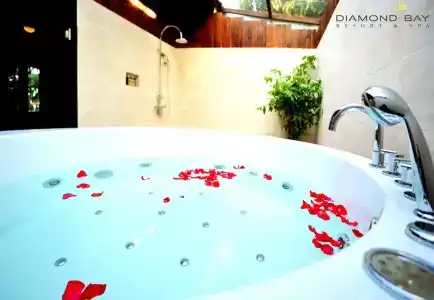 Diamond Bay Resort & Spa - 67