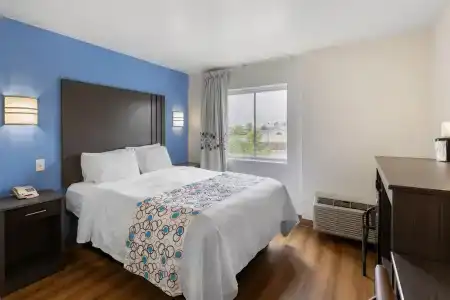 SureStay Plus by Best Western East - 24