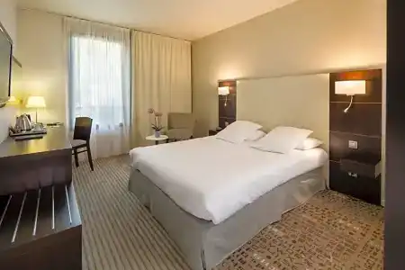 Best Western Plus hôTel De l'Arbois - 64