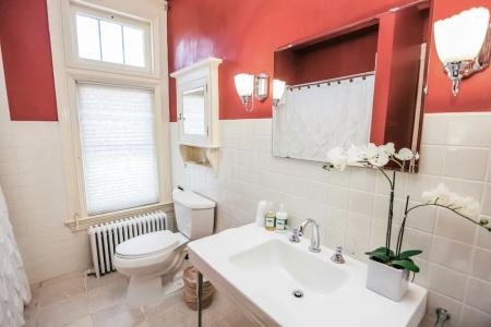 Wilburton Inn - 85