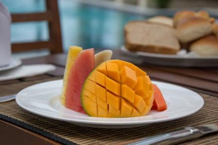 Sapphire Seas Beachfront - 11