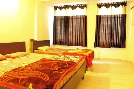 Chit Chat Palace - 28