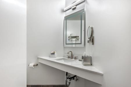 Best Western Plus - 9