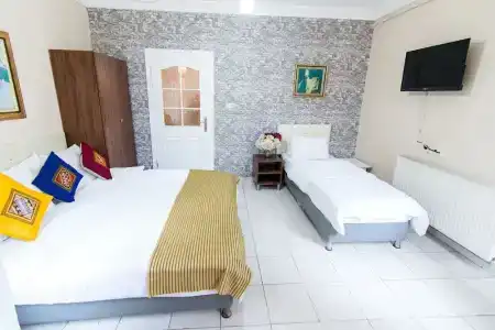 White Palace - 28