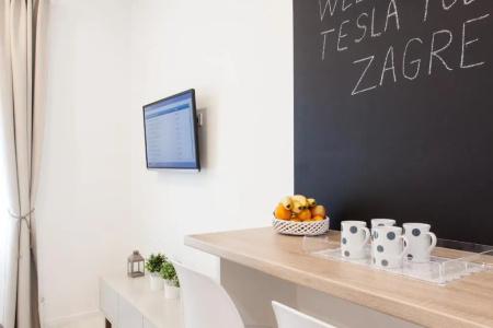 Tesla Boutique  & Rooms - 120
