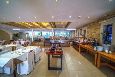 Macaris Suites & Spa - 38