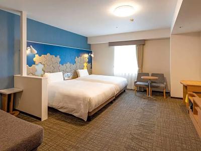 Comfort Suites Tokyo Bay - 49