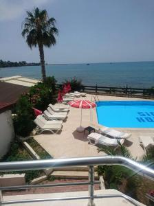 Side Beach Club - 49