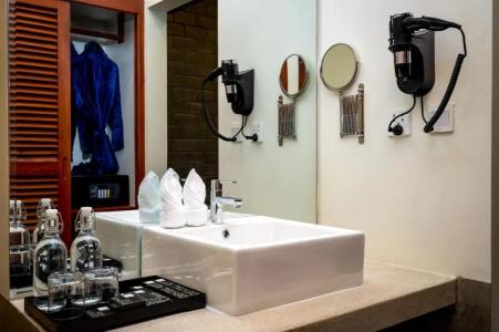 Blanc Smith Residence - 23
