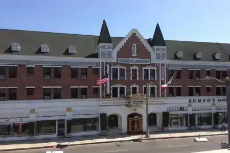 Hollywood Historic - 0