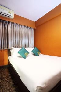 Violet Tower at Khaosan Palace - 21