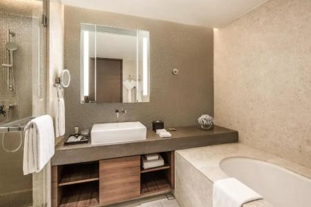 Ascott Raffles City - 186