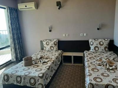 Silver - All Inclusive & Free Parking - 48