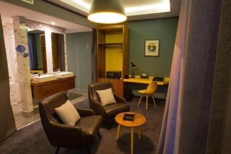 Boutique Gauthier - 168