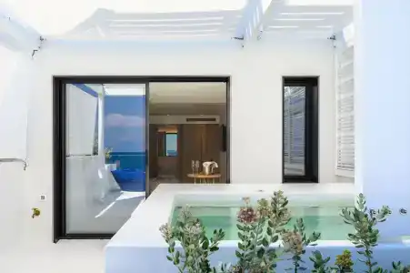 The Island Concept Luxury Boutique - 99