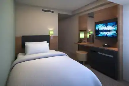 Unizo Osaka Yodoyabashi - 1