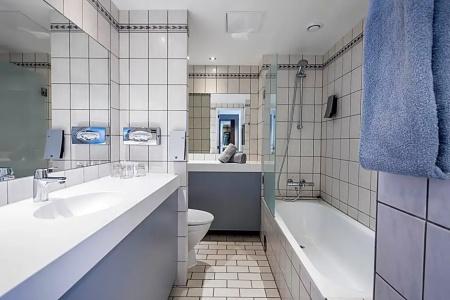 Best Western Plus Airport - 95