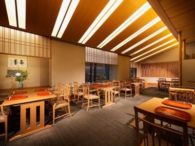 Hankyu International - 16