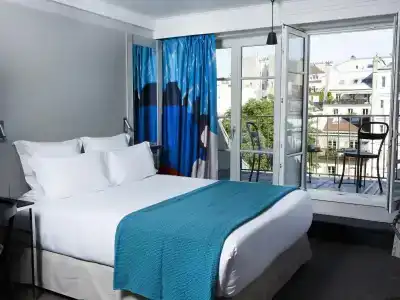 Les Matins de Paris & Spa - 97