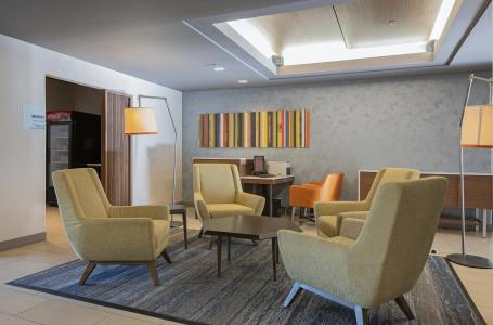 Rodeway Inn & Suites - 40