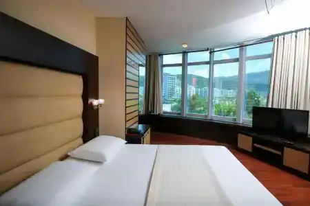 Vlora International - 65
