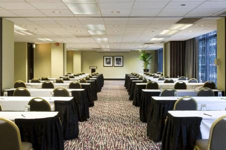 DoubleTree by Hilton Chicago Magnificent Mile - 23