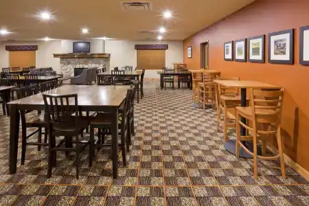 AmericInn by Wyndham Medical Center - 28