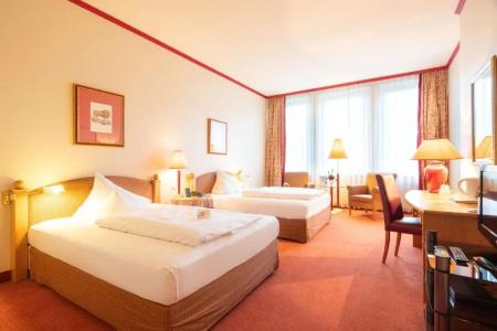 Plaza Schwerin; Sure Collection By Best Western - 128