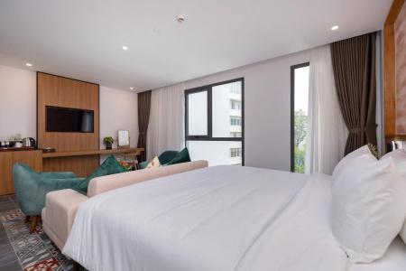 Petro House - 2