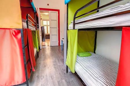 Pal's Mini Hostel - 9