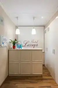 Lesseps - 9