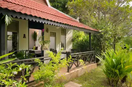 Sojourn Boutique Villas - 10