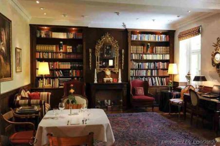 Boutique Splendid-Dollmann - 15