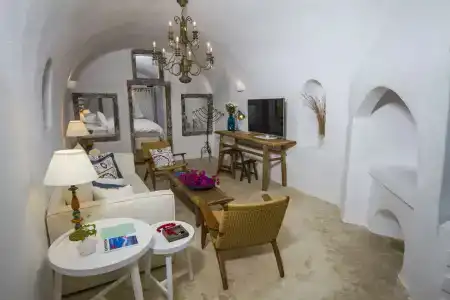 Iconic Santorini, a Boutique Cave - 3