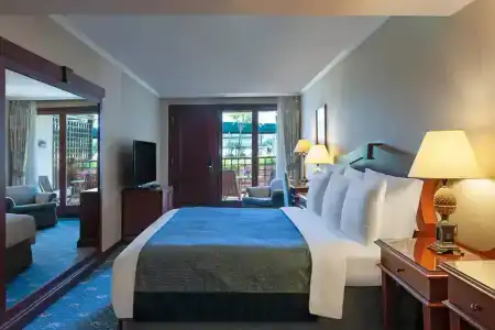 Renaissance Polat Istanbul - 4
