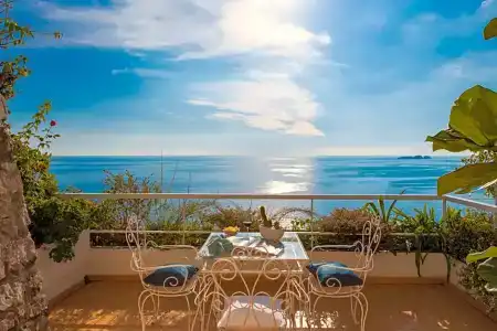 Eden Roc Suites - 56