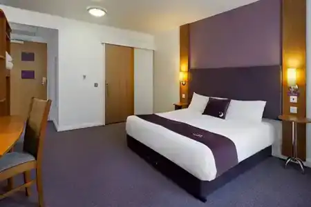 Premier Inn Hammersmith - 6