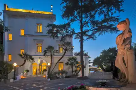 Luxury Villa Excelsior Parco - 0