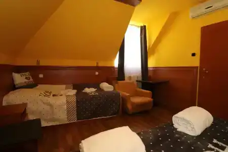 Székelykert Panzió - 13