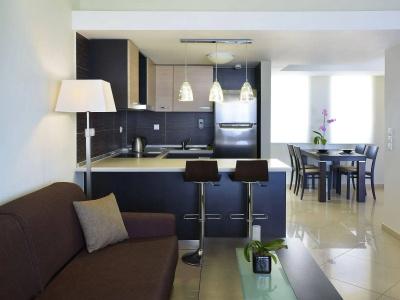 Macaris Suites & Spa - 14