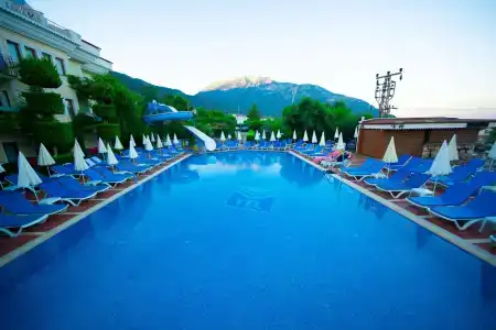 Yel Holiday Resort - 19