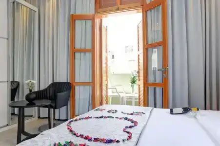 Residence Suites - 3