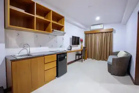 Huen Jao Ban - 111