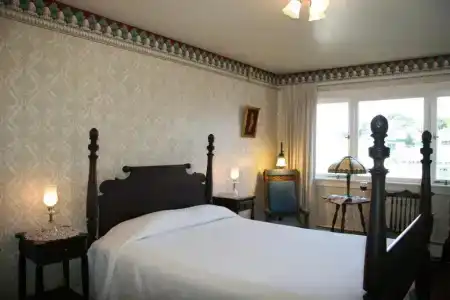 Martine Inn - 70
