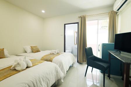 Happy Hostel - 43
