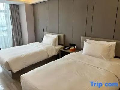 Atour Xi'an Gaoxin Tangyan Road Branch - 73