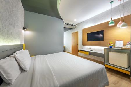 Qiu Sukhumvit - 5