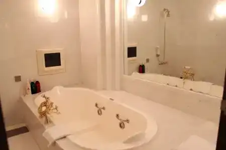 Chateraise Gateaux Kingdom Sapporo & Spa Resort - 8